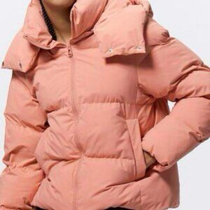 NWT GU Woman Heat Padded Puffer Jacket with Removable Hood Pink Clay US Size S